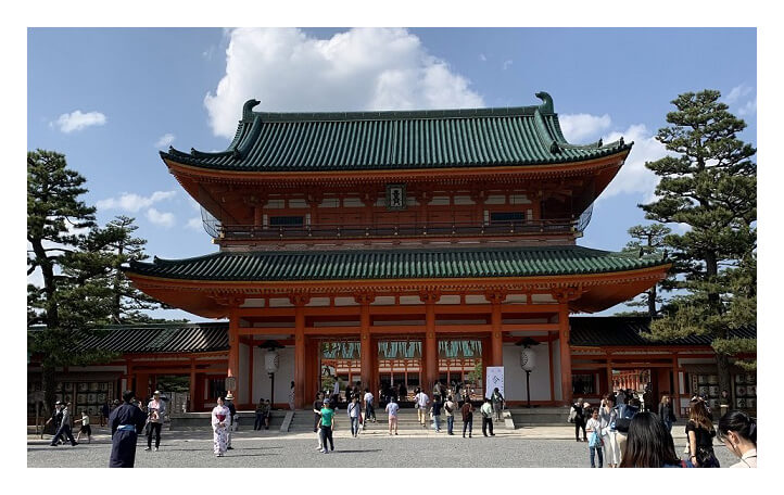 京都で一番大きな大鳥居が有名！京都駅から「平安神宮」へのアクセス方法・駐車場情報！